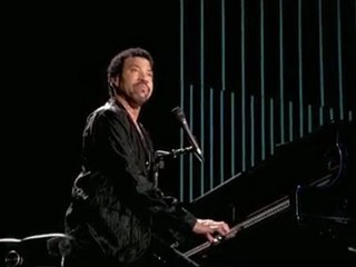 Lionel Richie - Hello (Live @ Paris 2007)