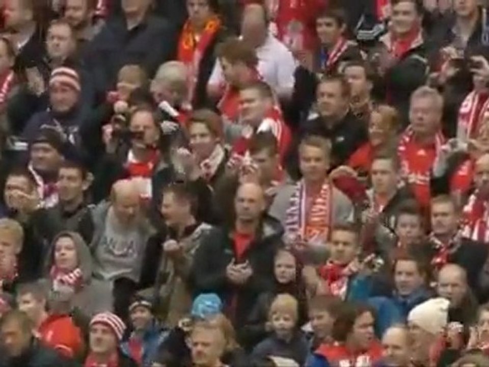Stevie parades cup