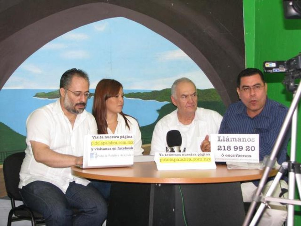 PLP en Siga TV con Lic Ariana Tenopala e Ing Carlos Villa, 29-02-2012
