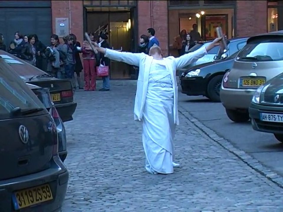 Michel Raji performance