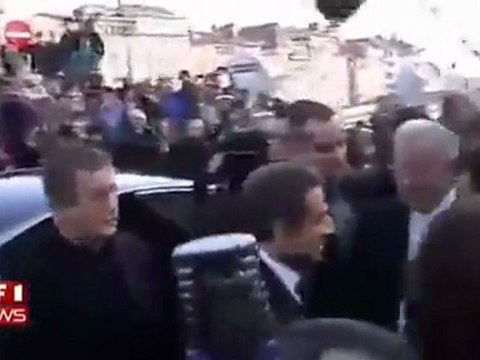 Nicolas Sarkozy hué lors de sa visite à Bayonne