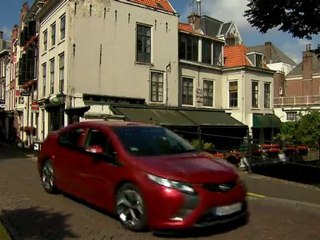 Teaser de lancement de l'Opel Ampera