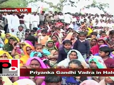 Priyanka Gandhi Vadra urges the people to Support Congress in Halor (Raebareli)