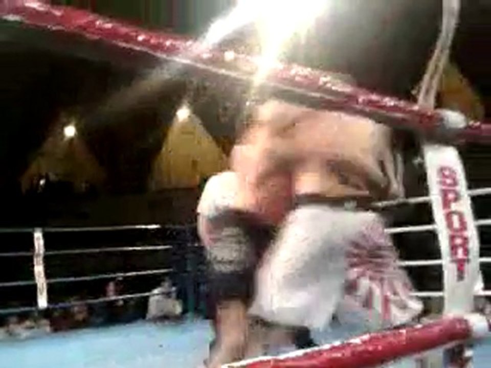 Jeremy Janvier (Grenay Fight Team) vs Rudy Demoulin (MPJ Team) 03/03/2012