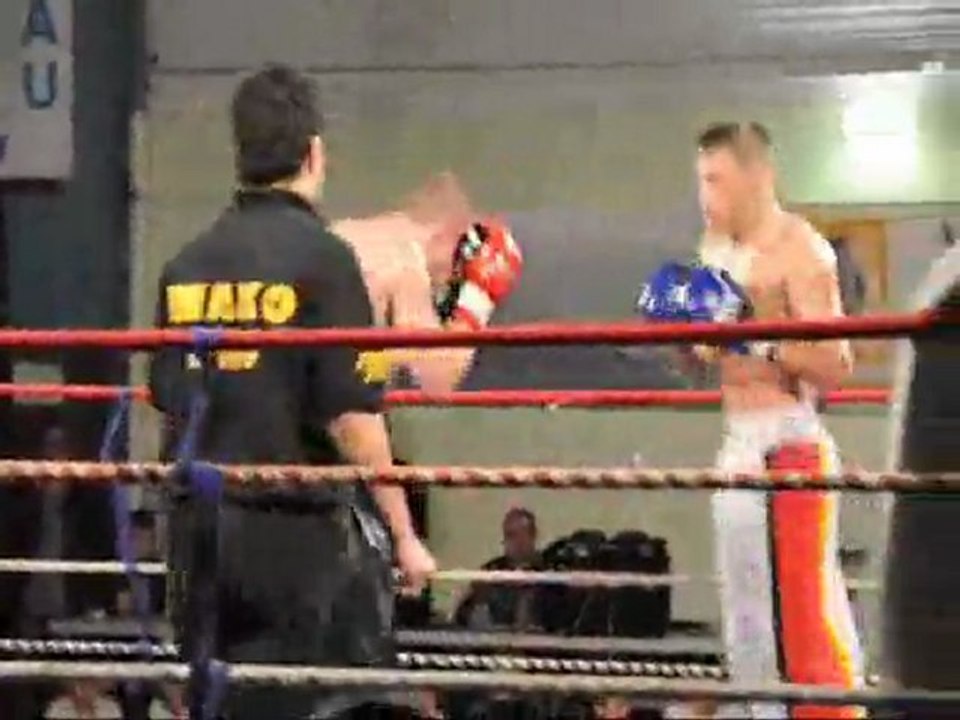 Full Contact : gala international de Montceau-les-Mines (3/03/2012)