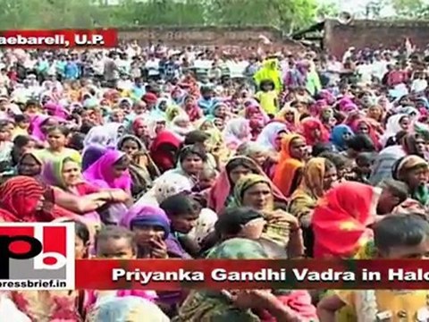 Priyanka Gandhi Vadra campaigns for Congress in Halor (Raebareli)