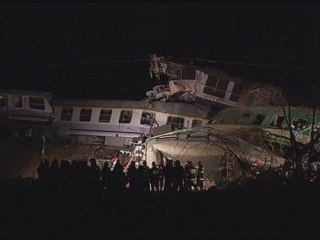 Train crash kills at least 13 in Szczekociny, Poland