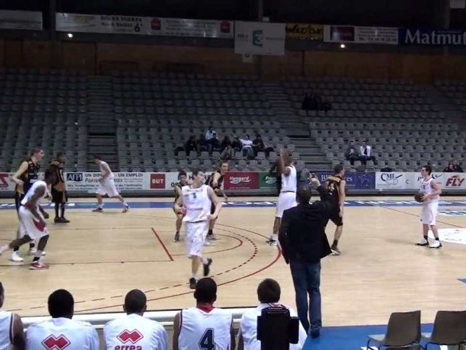 En attendant la reprise... Espoirs Pro A STB Le Havre contre Nancy 03-03-2012