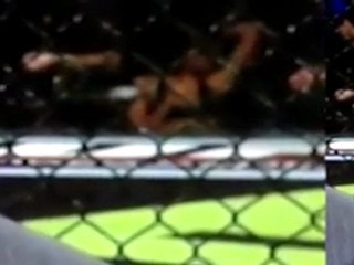 Strikeforce Ring Girl Smells Her Armpit During Live Broadcast on Television