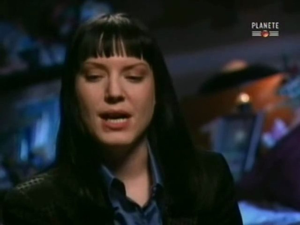 Hantise Pilote 2 Part.2 - Visiteurs D'Outre - Tombe