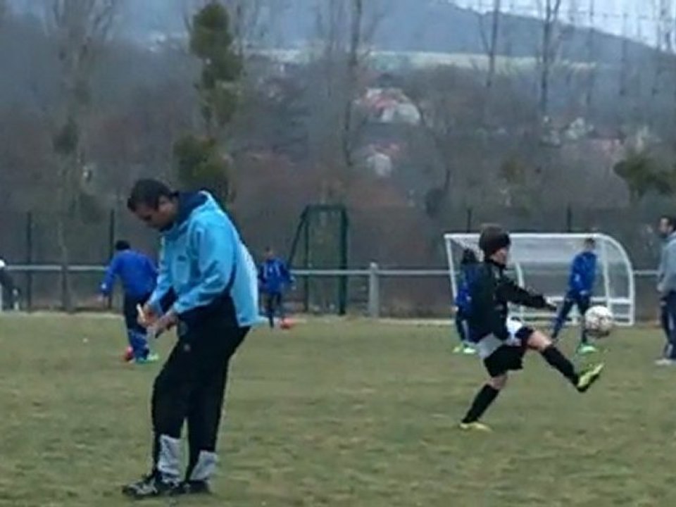 FCLUNEVILLE 3 eme tour coupe régionale U11 à Custines séance de jonglage - Ancelin -