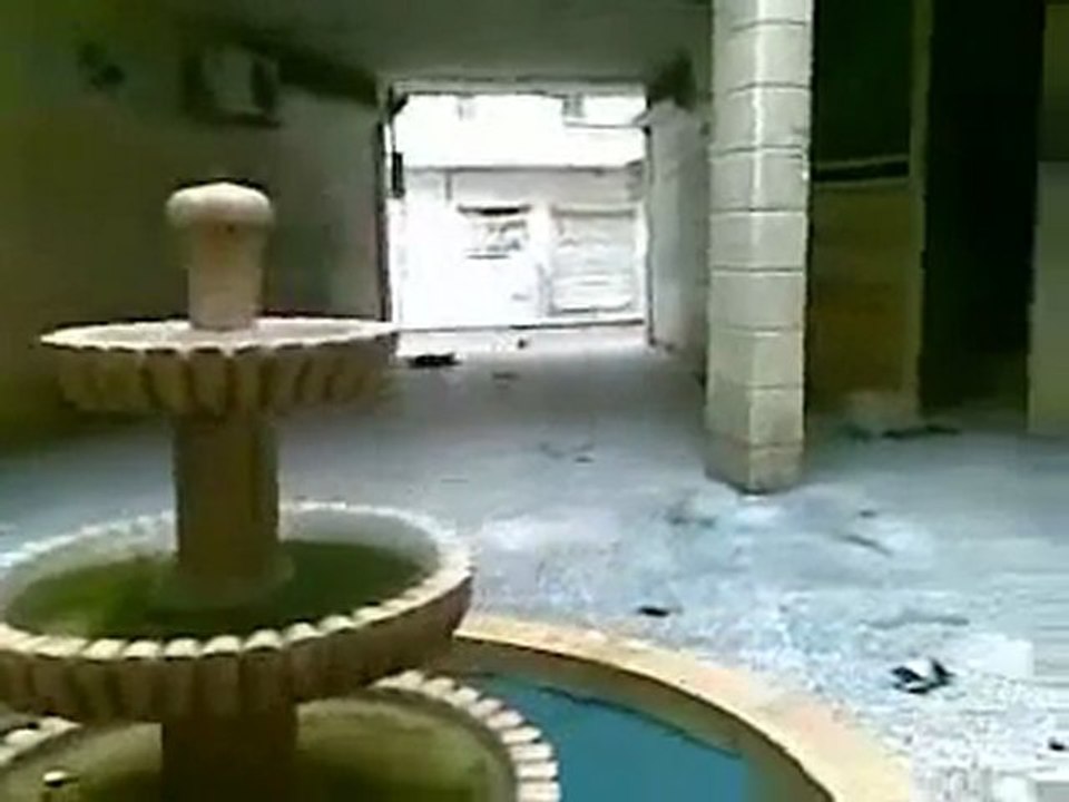 فري برس حلب الأتارب المحتلة  سرقة المحلات التجارية من قبل ميليشيات الأسد 4 3 2012