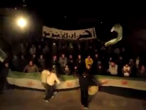 فري برس الأبزمو بريف حلب مظاهرة مسائية نصرةُ للأتارب و حمص و المدن المنكوبة 4 3 2012