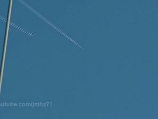 UFO. FAKE PLANE .chemtrails .04. 03 .2012