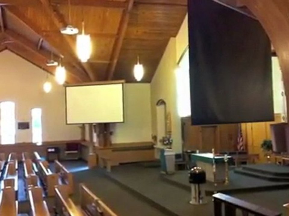 Videoprojection system in church (St Agnes, Dalton, MA)