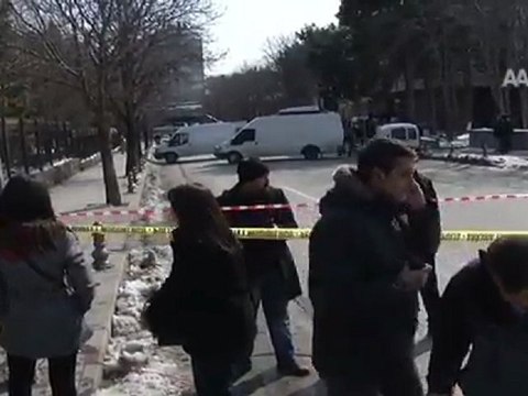 Yargıtay önünde patlama