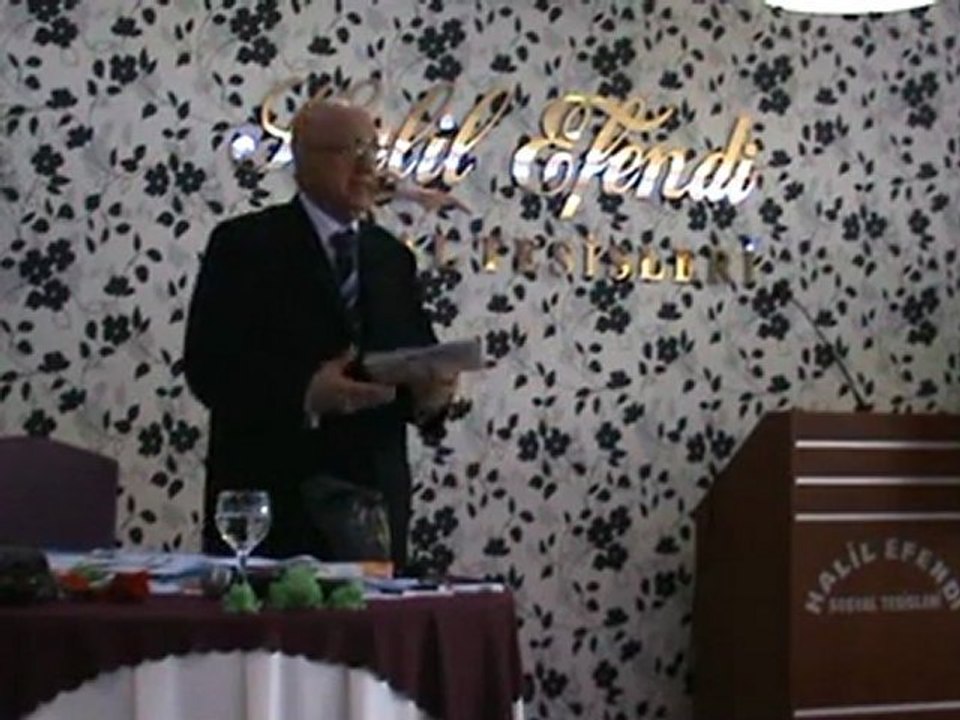 ÜNYE MÜFTÜLÜĞÜNDEN OĞUZ GÜLAY "İLETİŞİM VE DAVRANIŞ BİÇİMLERİ" KONFERANSI (03.03.2012) --5