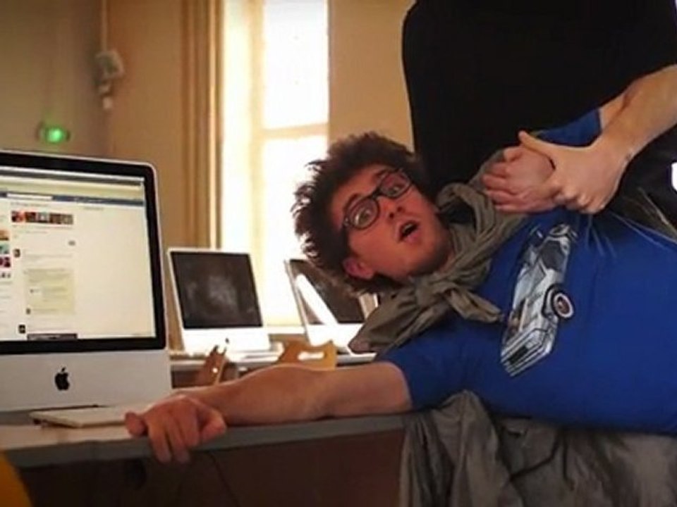 IAE Lille Entre2Cours episode 13 Au secours, SuperGeek!