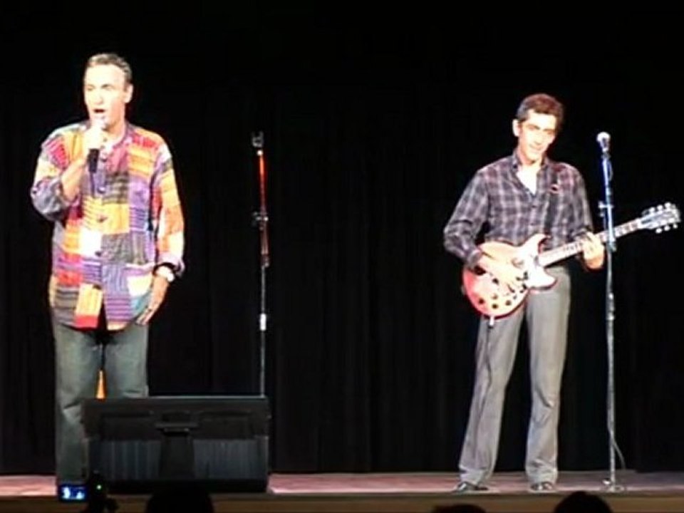 Jean Michel Grandjean "je suis un voyou" accompagné par Jean Dubois