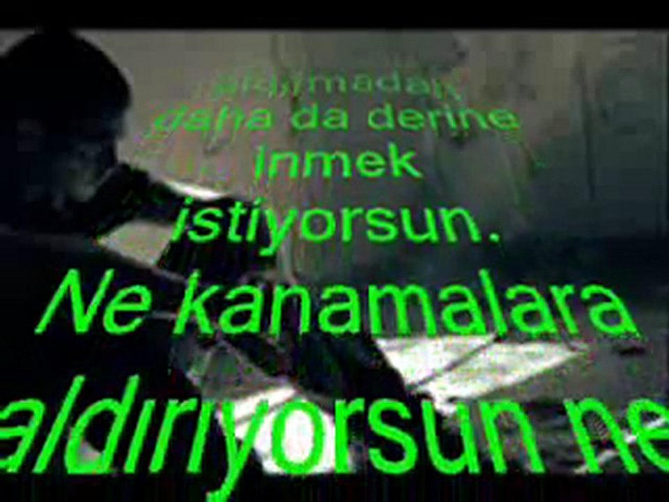 Aynur Doğan  ( Yoluna Yoldaş Olam )