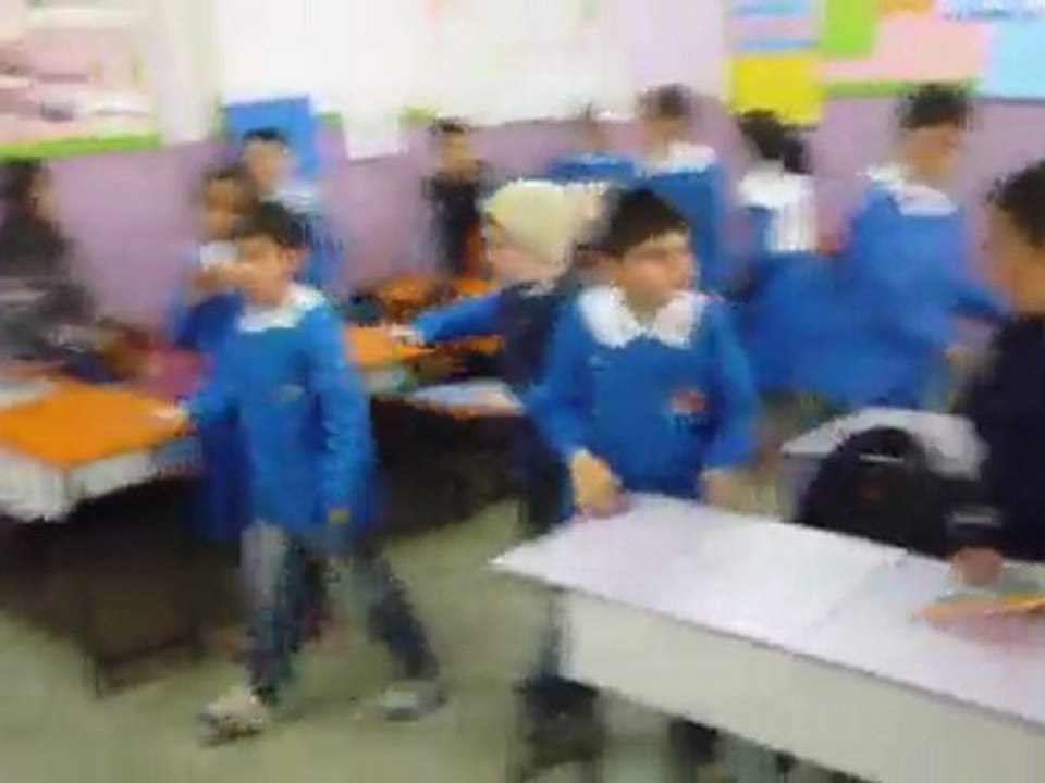 ZİL ÇALDI MI?