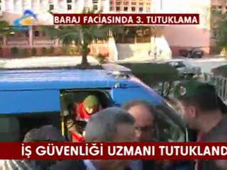 KOZAN TV _BARAJ FACİASINDA 3. TUTUKLAMA_İŞ GÜVENLİĞİ UZMANI BORA ALPAGO TUTUKLANDI