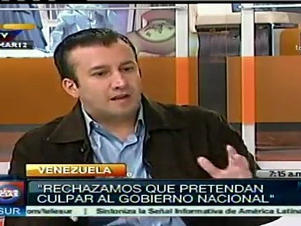 Ministro venezolano pide a oposición probar atentado
