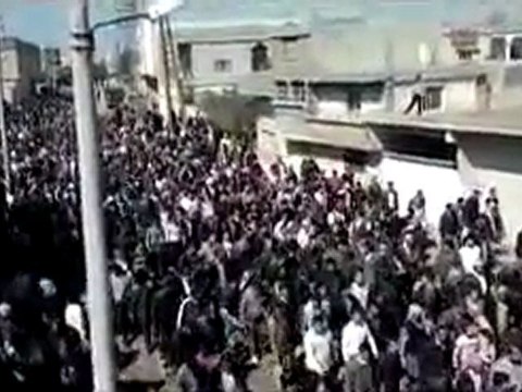 فري برس درعا إنخل تشييع الشهيد غسان محمد المطلق 5 3 2012 ج2