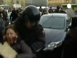 '100 arrested' at anti-Putin rallies in Russia