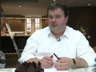 الطاهي بيار ايرمي يقدم أفضل أنواع الحلويات