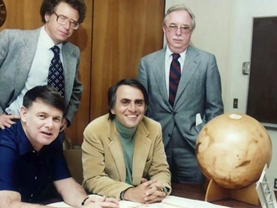 Carl Sagan's 'Does Truth Matter'