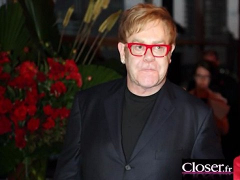Non, Elton Jonh n'a pas zappé les funérailles de Whitney Houston