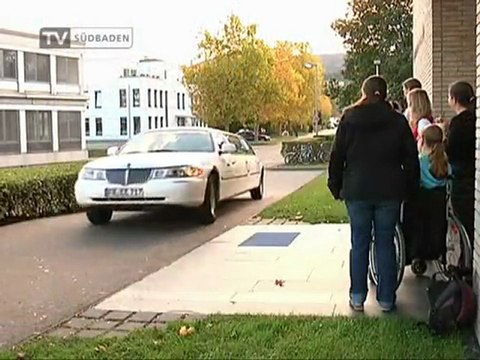 Limo mieten & Limousine mieten & Limos mieten & Flughafentransfer & Discofahrt & Stretchlimo & Stretchlimos & Limo & Limousinen & Stretchlimousinen & Hochzeitslimousinen & Hochzeitslimos & Luxsulimo & Luxuslimos & Hochzeitslimousinen Vermietung & Hochzeit