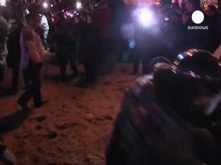 Sabato ancora in piazza. Gli arresti non fermano gli...