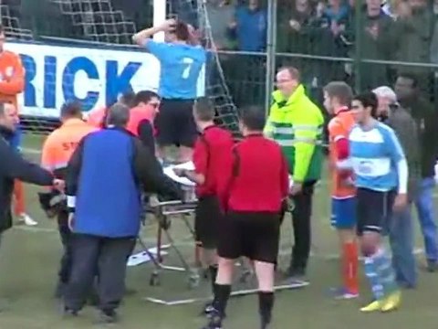 K.O. sur la civière mais expulsé pour simulation !