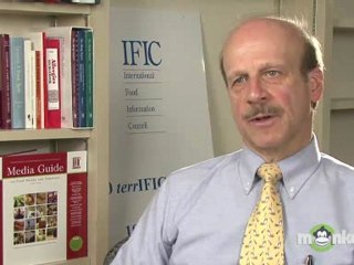 What are some tips for allergen-free grocery shopping?