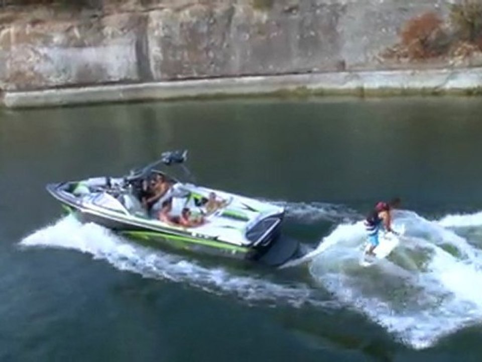 Tigé Surf Wake