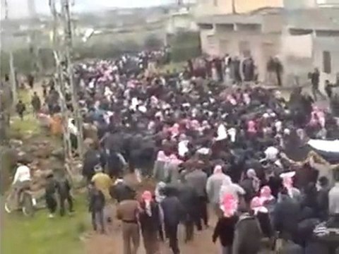 فري برس درعا إنخل مظاهرة للمطالبة بالإفراج عن الحرائر وتسليح الجيش الحر 6 3 2012