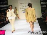 Hot Models Shakes Her Legs On Ramp @Lakme Fashion Week