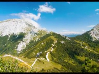 Uğur İŞILAK  "SÖYLEYİN O YARA GELMESİN"