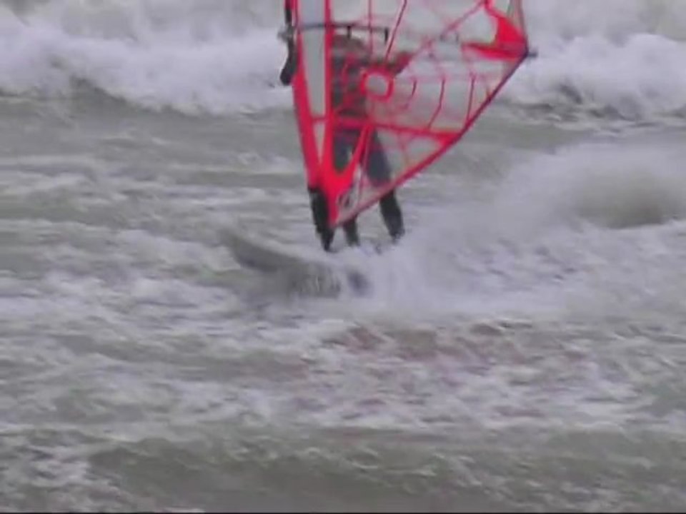 SAINTE BARBE (Morbihan)  véliplanchistes dans la tempête 20/09/2006