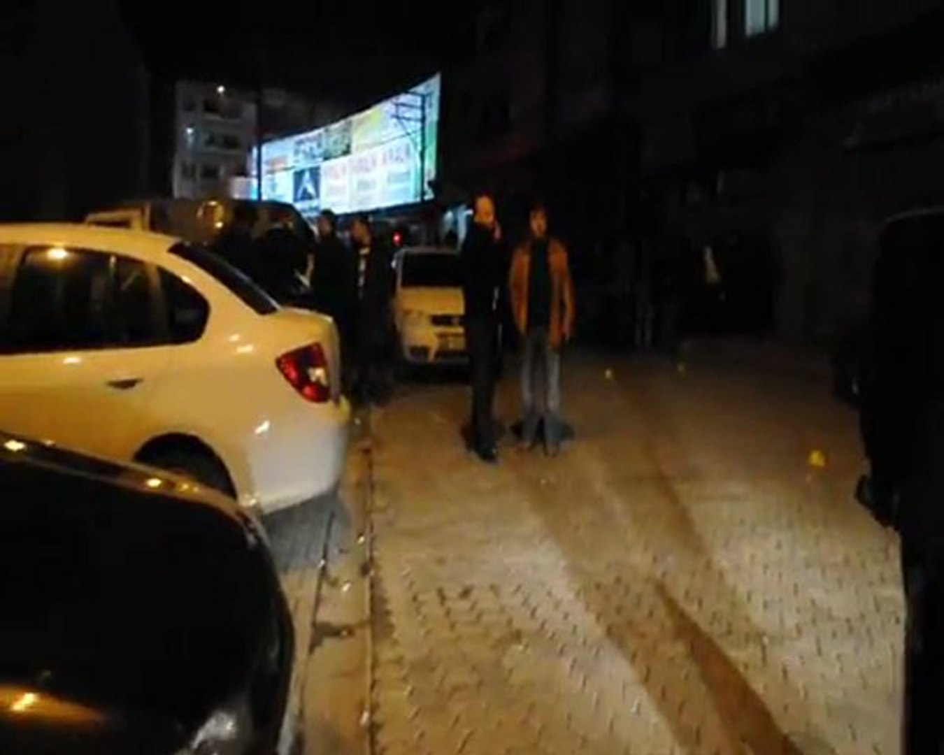 Akhisar Da Sokak Ortasinda Cinayet Dailymotion Video Akhisar Da Sokak Ortasinda Cinayet Dailymotion Video