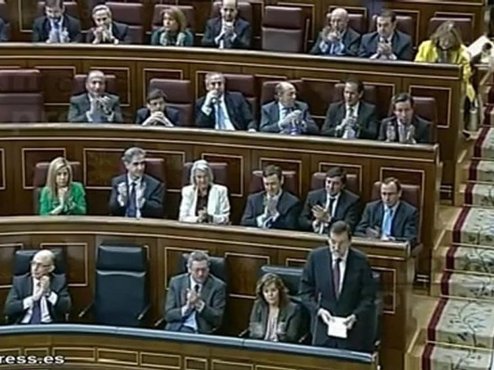 Rubalcaba reprocha a Rajoy su "silencio" ante los sindicatos