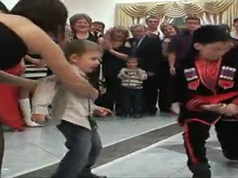 И снова лезгинка