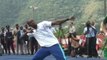 Jamaïque: le prince Harry pique un sprint devant Usain Bolt