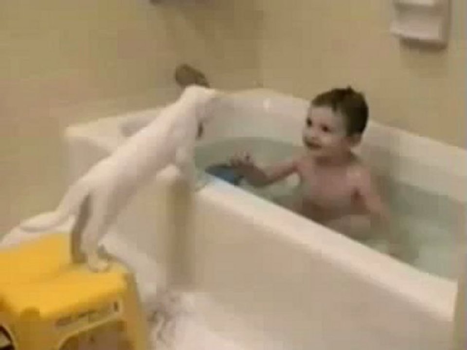 Rare Unseen Footage - OBAMA GIVING BATH TO HILLARY !!! Must Watch Video