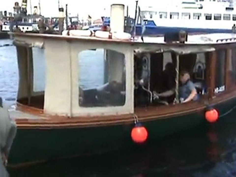 Minidampfer im flensburger Hafen 003