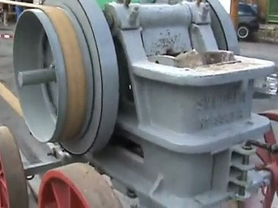 Dänische dampfwalze treibt dampfsteinbrecher an 001