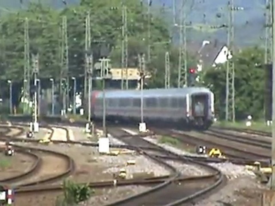 BR101 mit IC von Koblenz kommend trifft im Bf Remagen ein