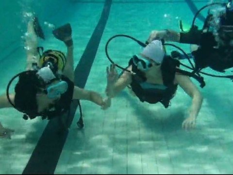 Baptêmes plongée Joeuf 0 - 04 03 12